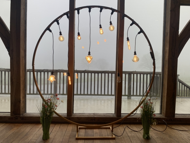 Hanging Edison Bulb Moongate