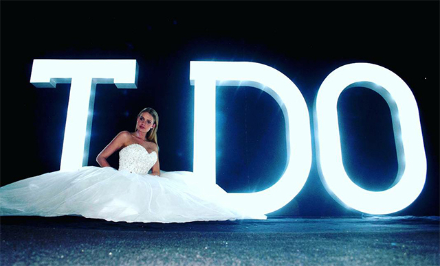 Light Up I DO Letters