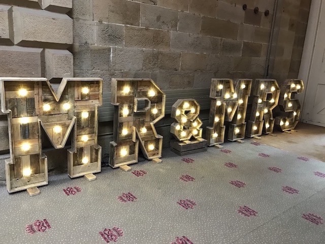 Light Up Rustic Mr & Mrs Letters