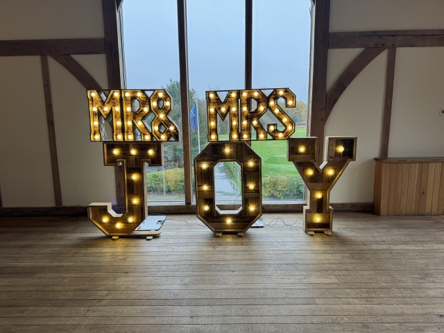 Light Up Rustic Mr & Mrs Surname