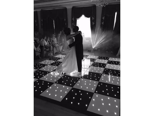 Black & White Wedding Theme