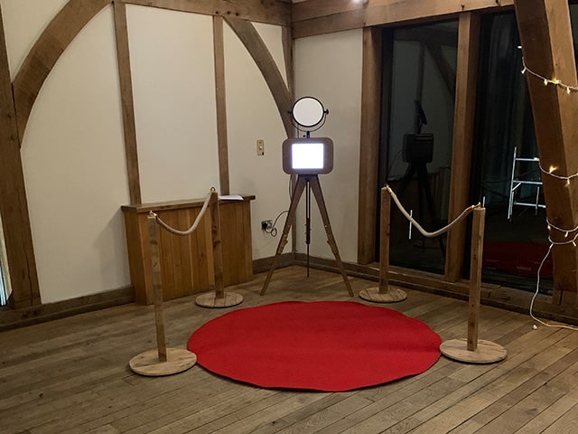 Sandburn Hall - Rustic Selfie Pod